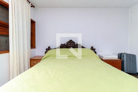 Casa à venda com 450m², 3 quartos e 5 vagas Casa à venda com 450m², 3 quartos e 5 vagasSuíte