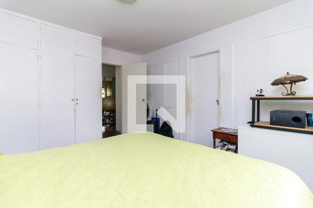 Casa à venda com 450m², 3 quartos e 5 vagas Casa à venda com 450m², 3 quartos e 5 vagasSuíte