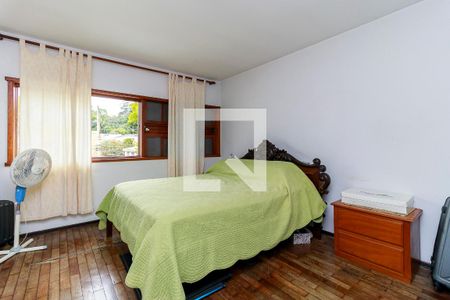 Casa à venda com 450m², 3 quartos e 5 vagas Casa à venda com 450m², 3 quartos e 5 vagasSuíte