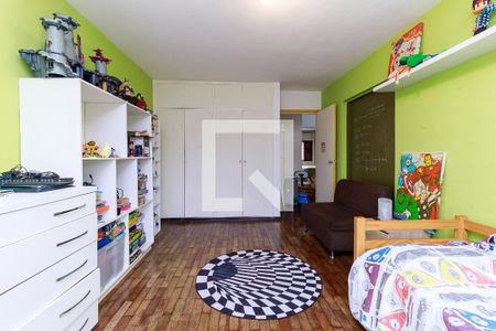 Casa à venda com 450m², 3 quartos e 5 vagas Casa à venda com 450m², 3 quartos e 5 vagasQuarto 3