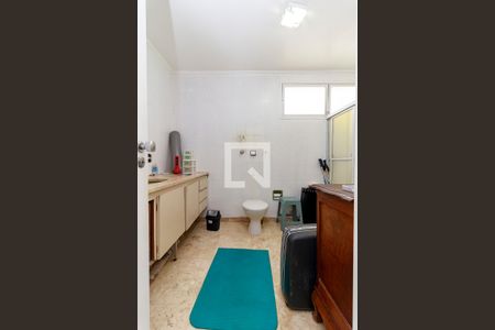 Casa à venda com 450m², 3 quartos e 5 vagas Casa à venda com 450m², 3 quartos e 5 vagasSuíte - Banheiro