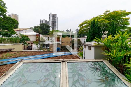 Casa à venda com 450m², 3 quartos e 5 vagas Casa à venda com 450m², 3 quartos e 5 vagasSuíte - Vista