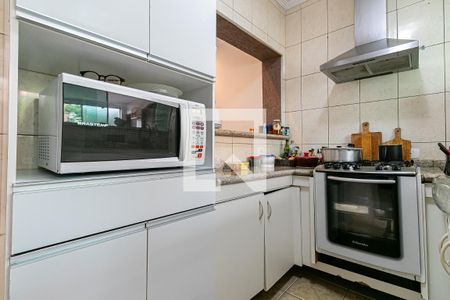 Casa à venda com 280m², 3 quartos e 2 vagasCozinha