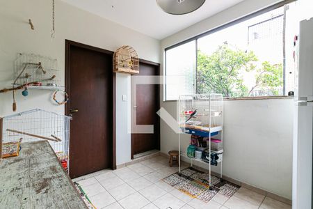 Casa à venda com 280m², 3 quartos e 2 vagasÁrea de Serviço