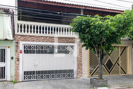 Casa à venda com 280m², 3 quartos e 2 vagasFachada
