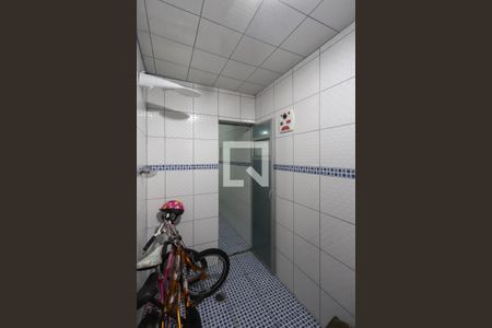 Casa à venda com 198m², 3 quartos e 5 vagasSauna