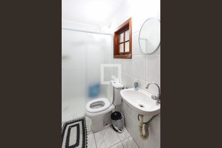 Casa à venda com 198m², 3 quartos e 5 vagasBanheiro de serviço