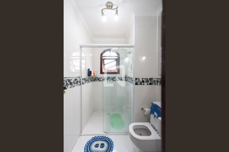 Casa à venda com 198m², 3 quartos e 5 vagasBanheiro da Suíte 1