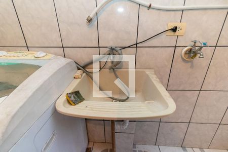 Casa à venda com 70m², 2 quartos e 1 vaga Casa à venda com 70m², 2 quartos e 1 vagaÁrea de Serviço