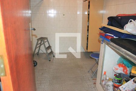 Casa à venda com 151m², 4 quartos e 6 vagasDispensa