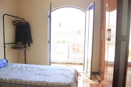 Casa à venda com 151m², 4 quartos e 6 vagasSuíte