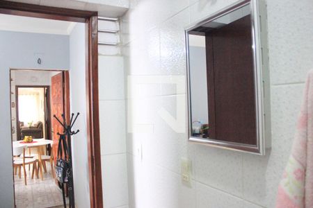 Casa à venda com 151m², 4 quartos e 6 vagasBanheiro 2