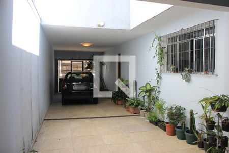 Casa à venda com 151m², 4 quartos e 6 vagasQuintal/ Garagem