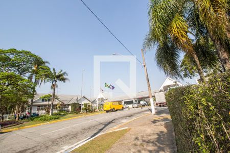 Casa de condomínio à venda com 400m², 4 quartos e 6 vagasVista da Rua