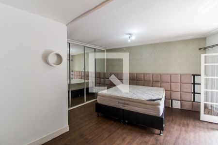 Casa de condomínio à venda com 400m², 4 quartos e 6 vagas Casa de condomínio à venda com 400m², 4 quartos e 6 vagasSuíte master