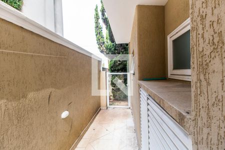 Casa de condomínio à venda com 400m², 4 quartos e 6 vagas Casa de condomínio à venda com 400m², 4 quartos e 6 vagasCorredor