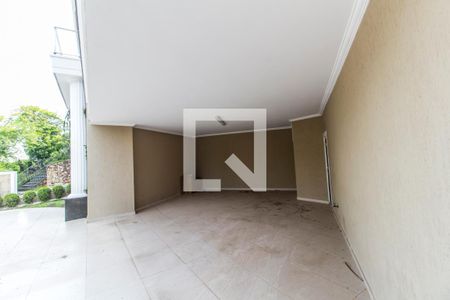 Casa de condomínio à venda com 400m², 4 quartos e 6 vagas Casa de condomínio à venda com 400m², 4 quartos e 6 vagasGaragem