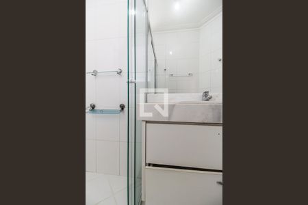 Casa de condomínio à venda com 400m², 4 quartos e 6 vagas Casa de condomínio à venda com 400m², 4 quartos e 6 vagasBanheiro