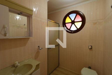 Casa à venda com 200m², 3 quartos e 2 vagasBanheiro