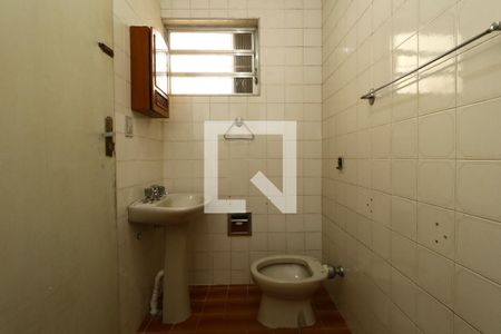 Casa à venda com 200m², 3 quartos e 2 vagasBanheiro de Serviço