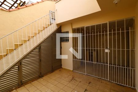 Casa à venda com 200m², 3 quartos e 2 vagasQuintal