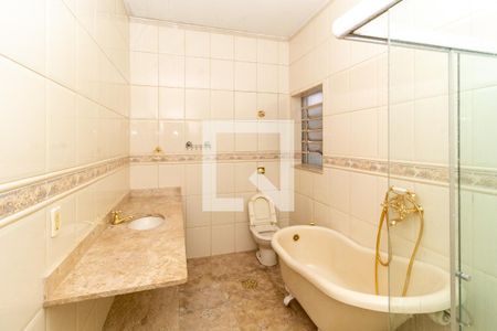 Casa à venda com 80m², 3 quartos e 2 vagasBanheiro 1