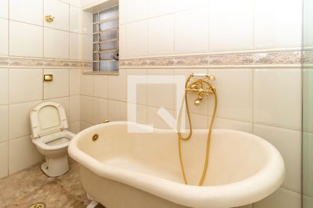 Casa à venda com 80m², 3 quartos e 2 vagasBanheiro 1