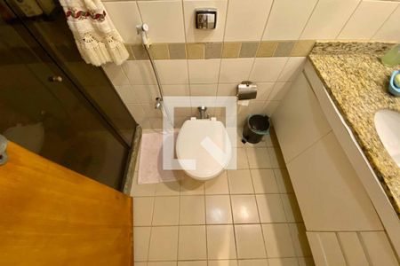 Apartamento à venda com 124m², 3 quartos e 2 vagas Apartamento à venda com 124m², 3 quartos e 2 vagasBanheiro Social