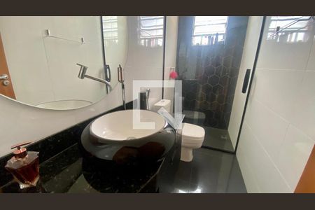 Apartamento à venda com 84m², 3 quartos e 2 vagas Apartamento à venda com 84m², 3 quartos e 2 vagasBanheiro Social