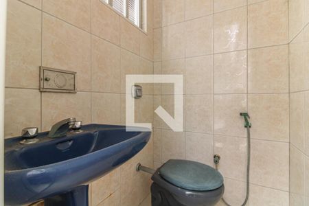 Casa à venda com 1100m², 3 quartos e 4 vagas Casa à venda com 1100m², 3 quartos e 4 vagasTerraço - banheiro