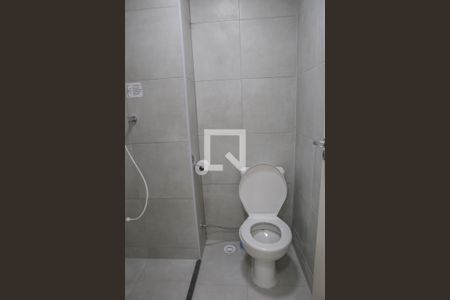 Apartamento à venda com 35m², 2 quartos e sem vaga Apartamento à venda com 35m², 2 quartos e sem vagaBanheiro