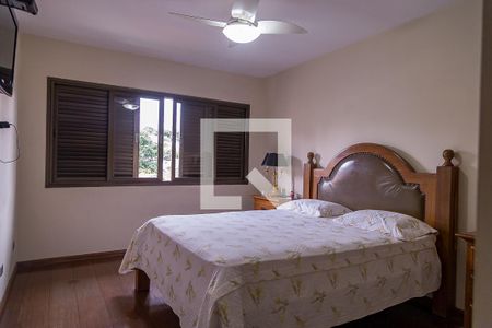 Casa à venda com 350m², 4 quartos e 1 vagaSuíte 4