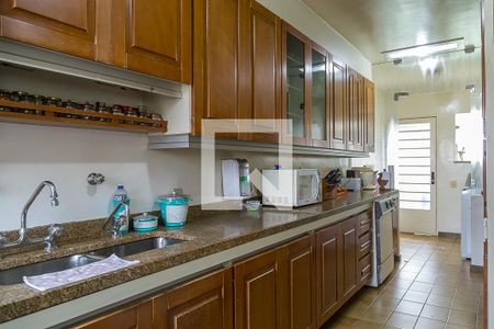 Casa à venda com 350m², 4 quartos e 1 vagaCozinha