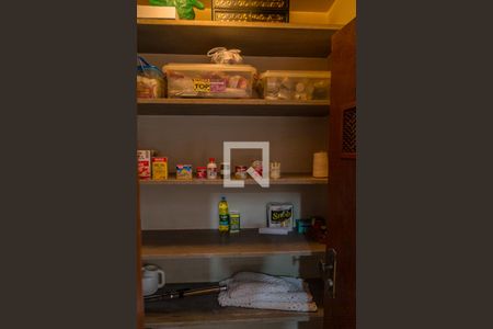 Casa à venda com 350m², 4 quartos e 1 vagaSala de Almoço - Despensa