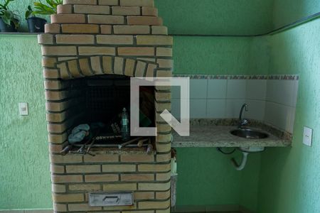 Casa à venda com 350m², 4 quartos e 1 vagaQuintal externo - Detalhe