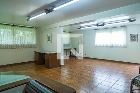 Casa à venda com 350m², 4 quartos e 1 vagaÁrea comum - Salão de festas