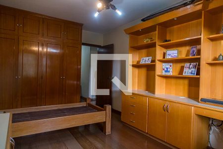 Casa à venda com 350m², 4 quartos e 1 vagaQuarto 2