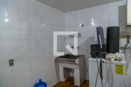 Casa à venda com 350m², 4 quartos e 1 vagaÁrea de Serviço 2