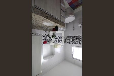 Casa de condomínio à venda com 160m², 3 quartos e 3 vagasBanheiro Social