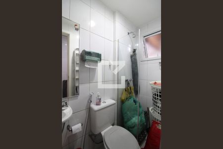 Casa de condomínio à venda com 160m², 3 quartos e 3 vagasBanheiro de Serviço