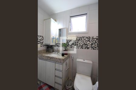 Casa de condomínio à venda com 160m², 3 quartos e 3 vagasBanheiro da Suíte