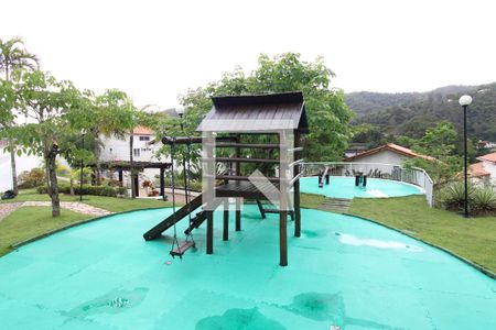 Casa de condomínio à venda com 160m², 3 quartos e 3 vagasÁrea comum - Playground