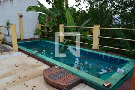 Casa para alugar com 235m², 4 quartos e 2 vagasPiscina no terraço da edícula