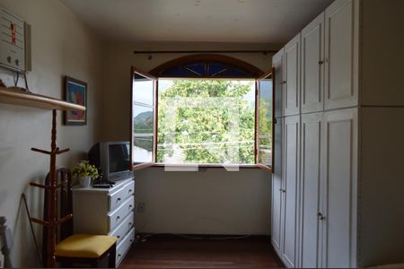 Casa para alugar com 235m², 4 quartos e 2 vagasSuíte 1