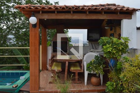 Casa para alugar com 235m², 4 quartos e 2 vagasChurrasqueira no terraço da edícula