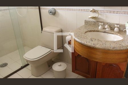 Casa para alugar com 500m², 6 quartos e 6 vagasBanheiro da Suíte 4