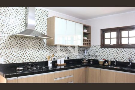 Casa para alugar com 500m², 6 quartos e 6 vagasCozinha