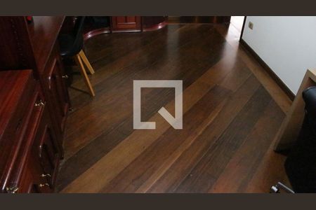 Casa para alugar com 500m², 6 quartos e 6 vagasEscritório