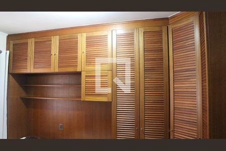 Casa para alugar com 500m², 6 quartos e 6 vagasSuíte 2