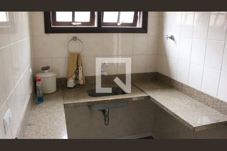 Casa para alugar com 500m², 6 quartos e 6 vagasEdícula - Cozinha
